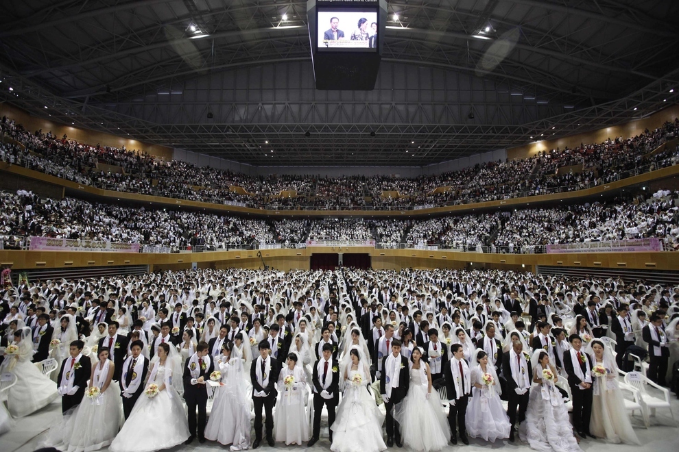 Thousands of Unification Church members, known as "Moonies," got married in a mass wedding in South Korea Sunday — the first since the death of controversial church founder Sun Myung Moon.