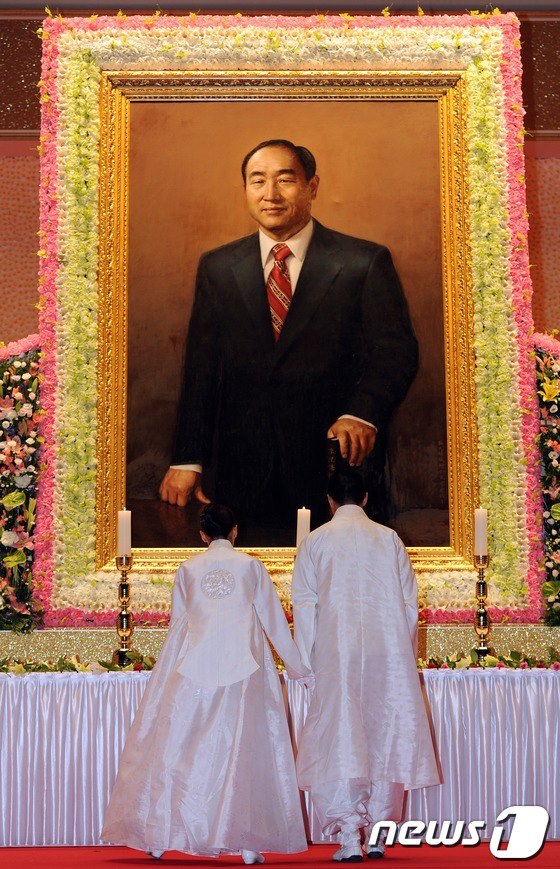 Jo Hyun Jae at Ryu Jin's wedding, October 29, 2006